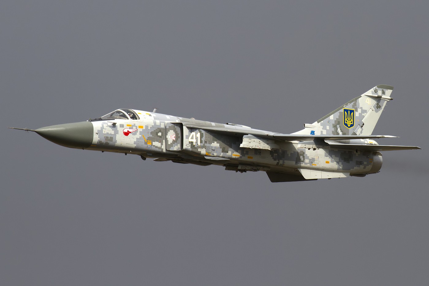 Су-24М: ударний літак зі змінною геометрією крила
